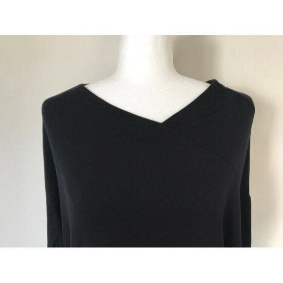 CAbi Fall Beals Top Size XS Style #3522 Black Soft Jersey Knit Asymmetrical Neck - Picture 3 of 9